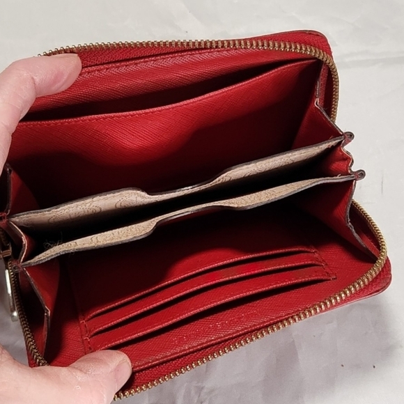 Michael Kors Red Ostrich Leather zipper Wallet Beautiful!  Preloved - Picture 6 of 10